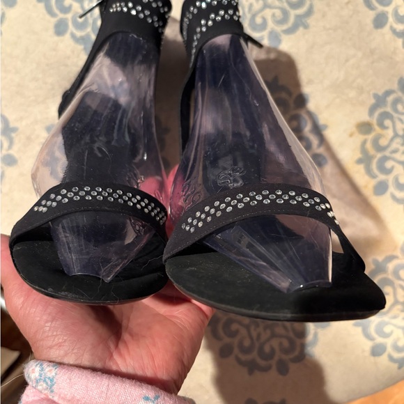 Onex Black and Silver Heels - Picture 4 of 15